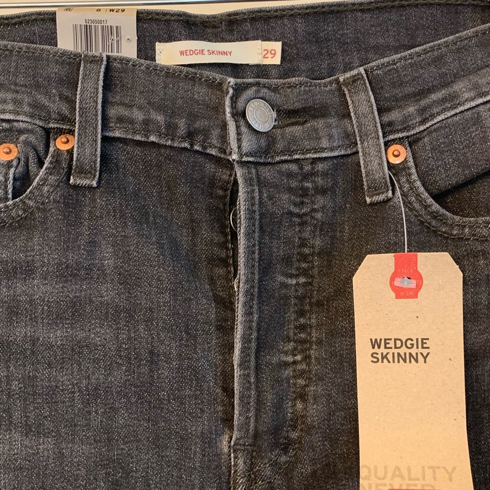 Ladies Levi’s Wedgie Skinny Jeans